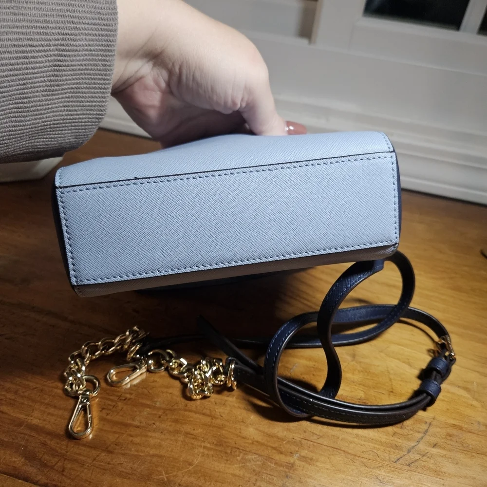Michael Kors Mini Blue Bag - Picture 5 of 8